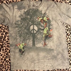 MEN’S X-LARGE  🐸 T-SHIRT